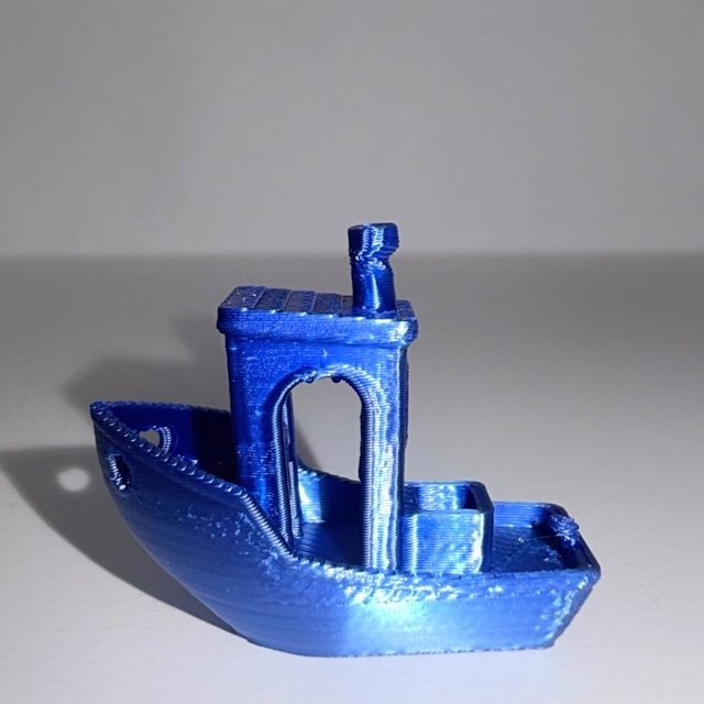 Petit bateau imprimé en PLA Bleu